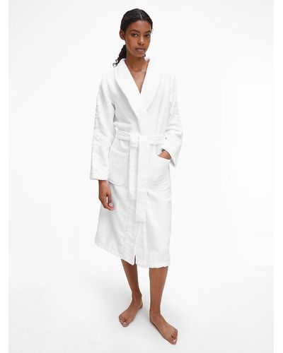 Robes de chambre et peignoirs Calvin Klein pour femme | Réductions en ligne  jusqu'à 51 % | Lyst