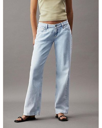 Calvin Klein Baggy Jeans mit extrem niedriger Leibhöhe - Blau
