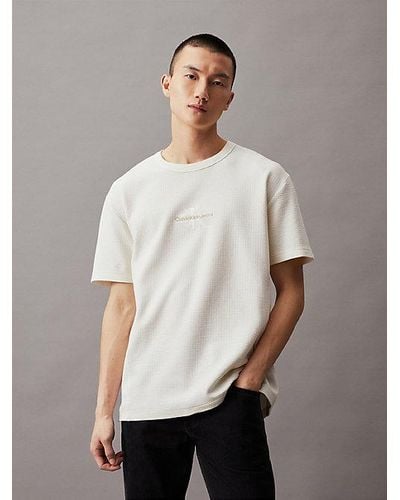 Calvin Klein Camisa holgada con monograma con punto gofrado - Gris