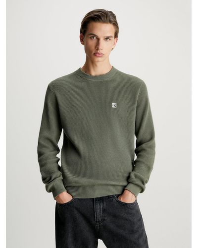 Calvin Klein Pull en coton côtelé avec insigne - Vert