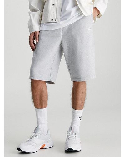 Calvin Klein Shorts de chándal con monograma - Gris