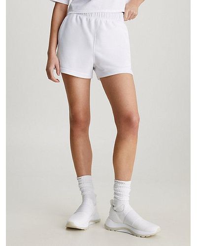Calvin Klein Kurze Sporthose aus French-Terry - Weiß
