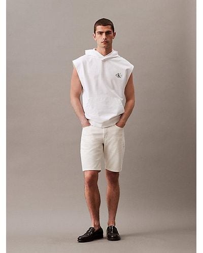 Calvin Klein Slim Fit Denim Shorts – Pride - Natur