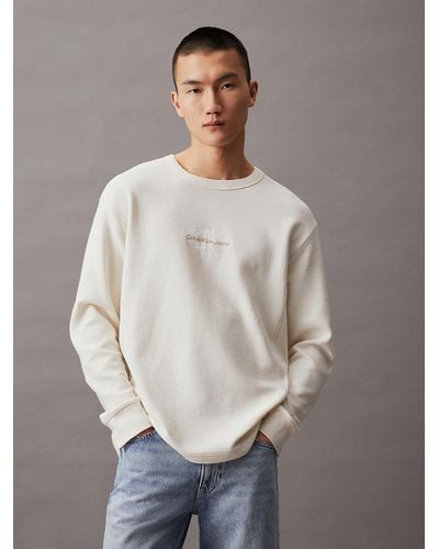 Calvin Klein T-shirt relaxed à manches longues en maille gaufrée - Gris