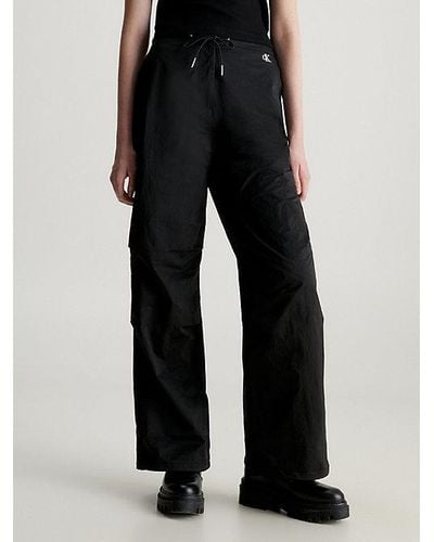 Calvin Klein Pantalones parachute de nailon suave - Negro