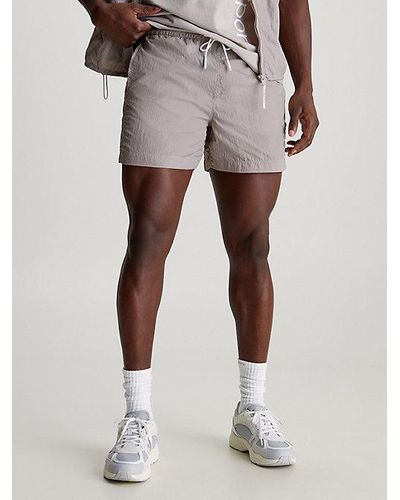 Calvin Klein Kurze Sporthose mit doppeltem Bund - Mehrfarbig