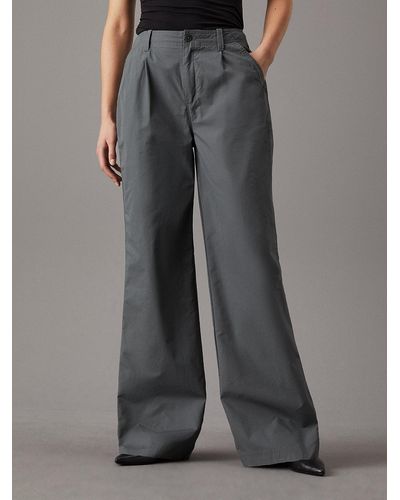 Calvin Klein Loose Straight Chino Trousers - Grey