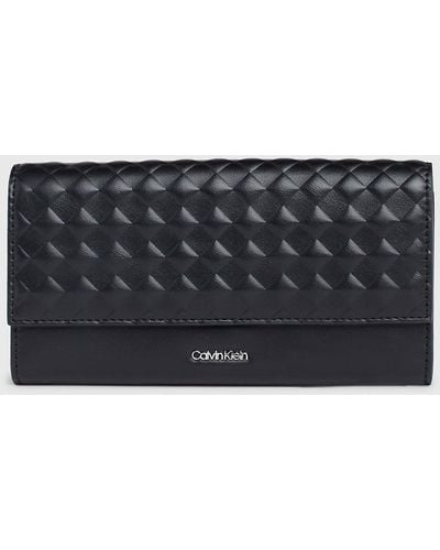 Calvin Klein Large Quilted Rfid Trifold Wallet - Grey