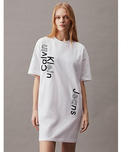 Calvin Klein Vestido camisero boyfriend con logo - Blanco