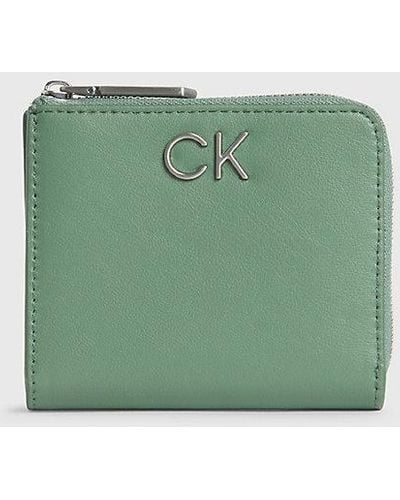 Calvin Klein Kleines Portemonnaie mit Rundum-Reißverschluss - Grün