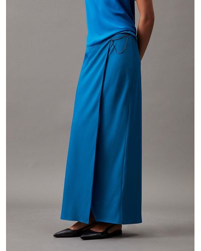 Calvin Klein Jupe portefeuille longue en crêpe - Bleu