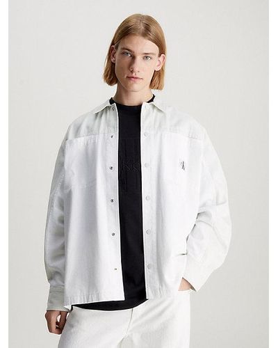 Calvin Klein Oversized Hemdjacke aus Baumwoll-Twill - Weiß