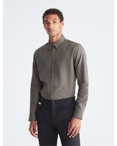 Calvin Klein Solid Flannel Classic Button-down Shirt - Gray