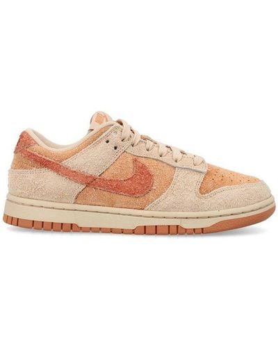 Nike Dunk Low-top Trainers - Pink