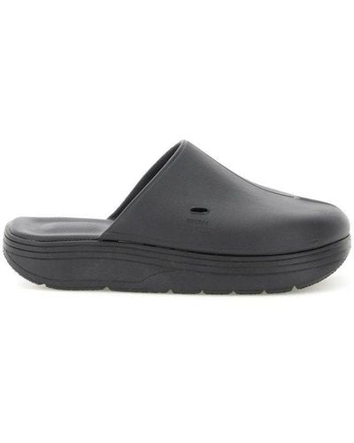 Suicoke Polk Split-toe Logo Embossed Sandals - Gray