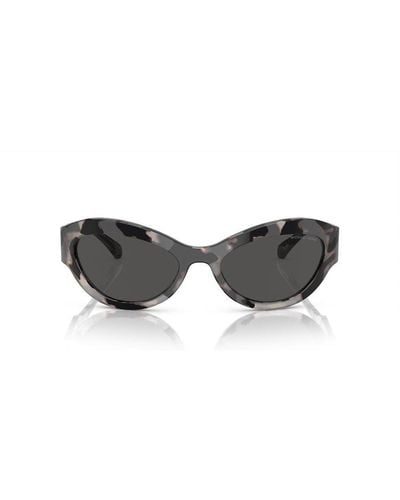 Michael Kors Cat-eye Frame Sunglasses - Gray