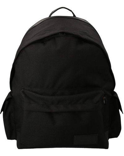 Juun.J Logo Detailed Zipped Backpack - Black