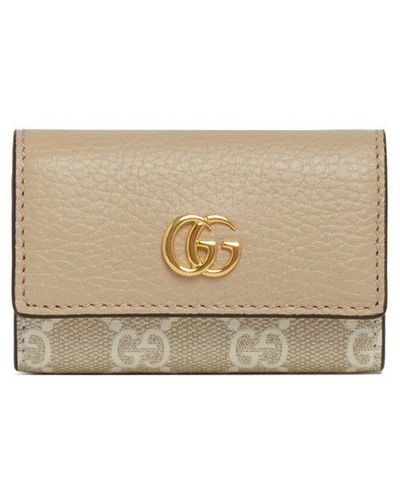 Gucci Logo Plaque Monogrammed Wallet - Natural