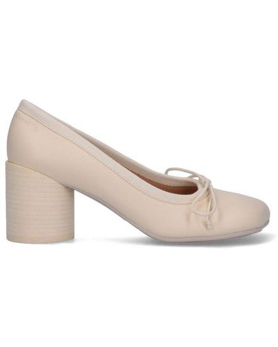 MM6 by Maison Martin Margiela Bow Detailed Pumps - White