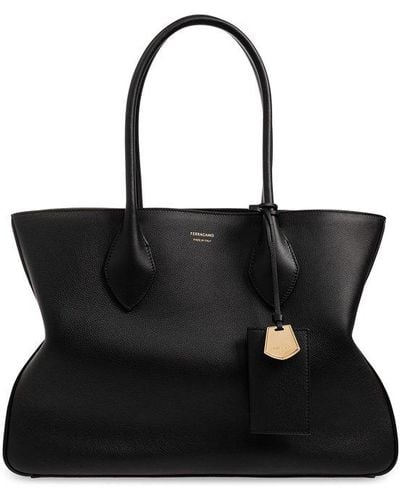 Ferragamo ‘Stella’ Shoulder Bag - Black