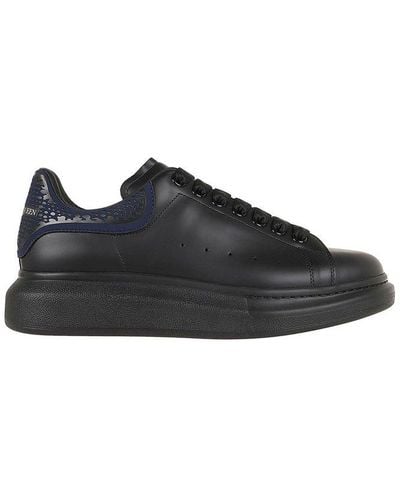 Alexander McQueen Round-toe Lace-up Trainers - Black