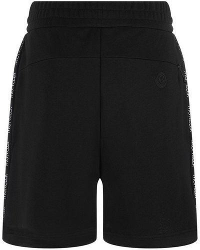 Moncler Logo Patch Zip Detailed Shorts - Black