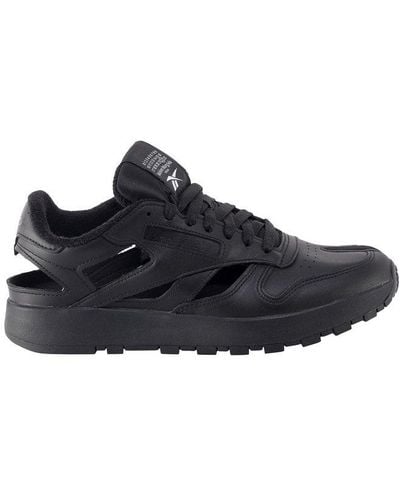 Maison Margiela X Reebok Tabi Low-top Sneakers - Black
