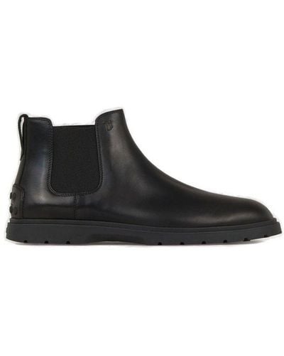 Tod's Smooth Leather Slip On Chelsea Boots. - Black