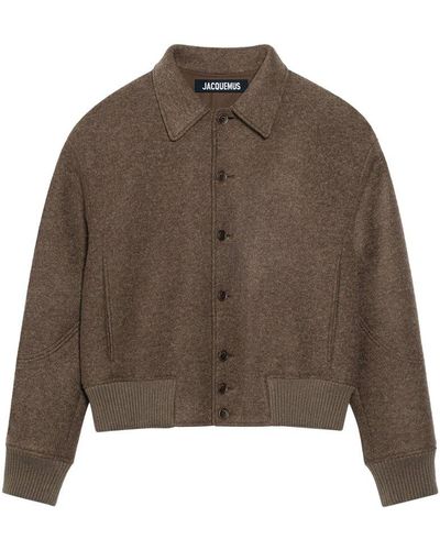 Jacquemus Logo Patch Buttoned Bomber Jacket - Brown