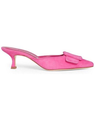 Manolo Blahnik Maysale Buckle Court Shoes - Pink