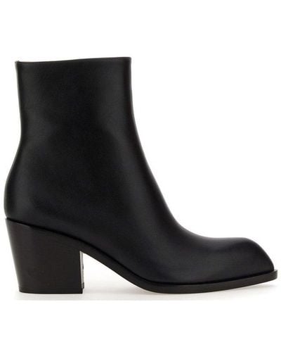 Gianvito Rossi Wednesday Pointed-toe Ankle Boots - Black