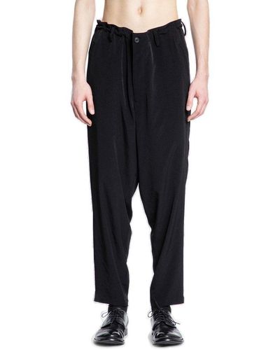 Yohji Yamamoto Tapered-leg Cropped Trousers - Black