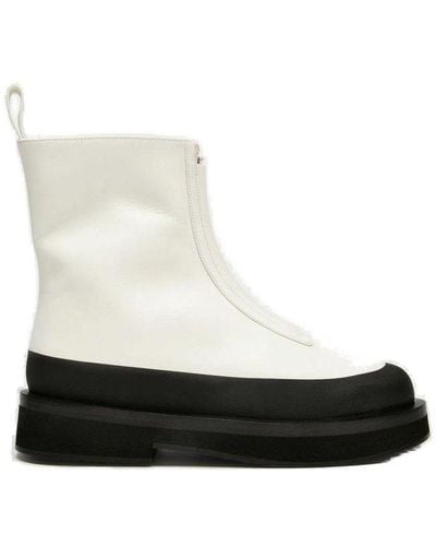 Neous Malmok Round-toe Zip-up Boots - White