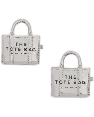 Marc Jacobs Tote Bag Logo Engraved Stud Earrings - Metallic