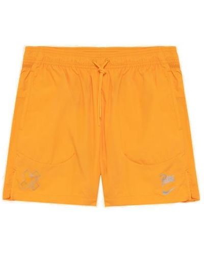 Nike X Patta Running Team Shorts - Orange