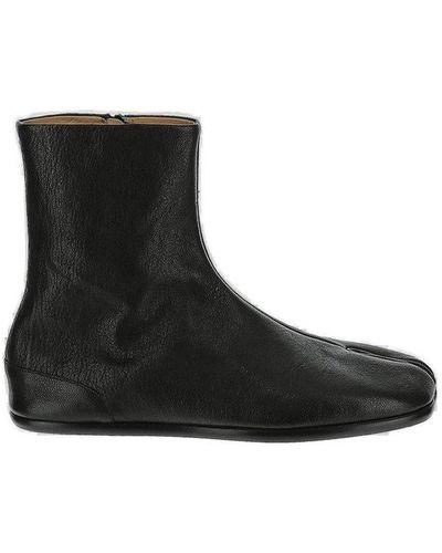 Maison Margiela Tabi Toe Flat Ankle Boots - Black