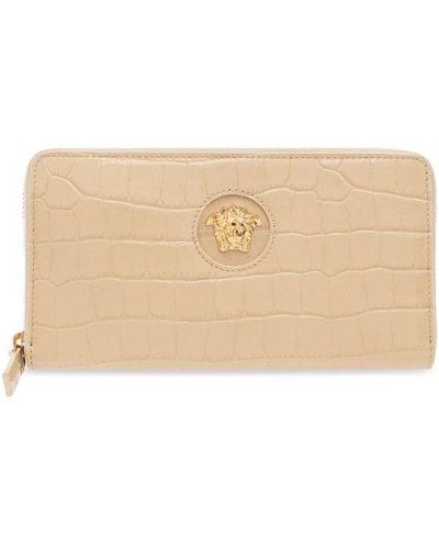 Versace Logo-plaque Embossed Zipped Continental Wallet - Natural