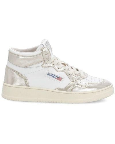 Autry Medalist Mid-top Lace-up Sneakers - White