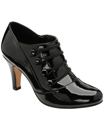 Lotus Gem Shoe Boots - Black