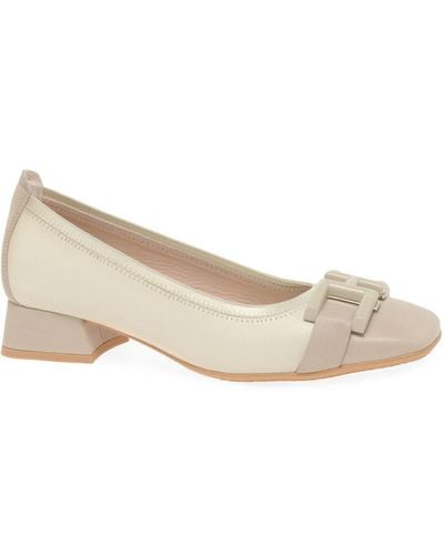 Hispanitas Aruba Court Shoes Size: 2 / 35 - White