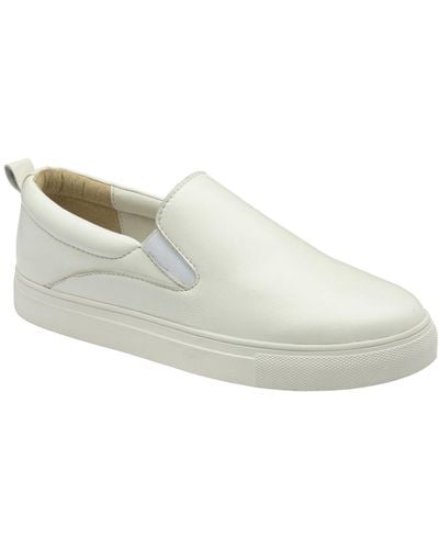 Ravel Linton Trainers Size: 3 - White