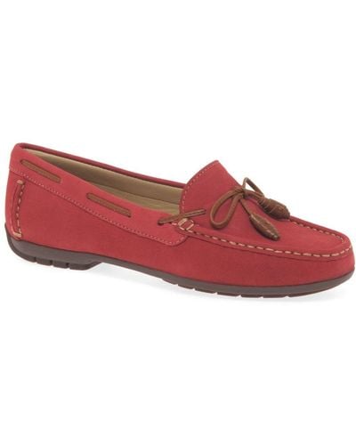 Charles Clinkard Boat Ii Womens Moccasins Women's Loafers / Casual Shoes In Red