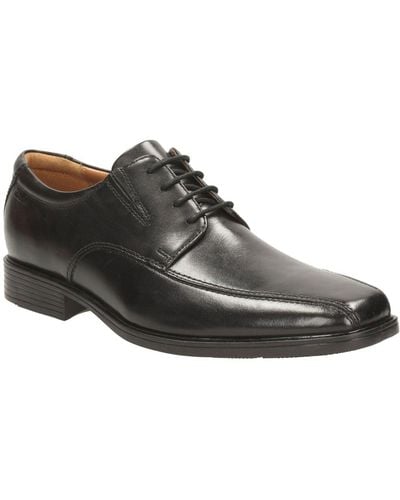 Clarks Tilden Walk Wide Lace-up Derby Shoes - Black