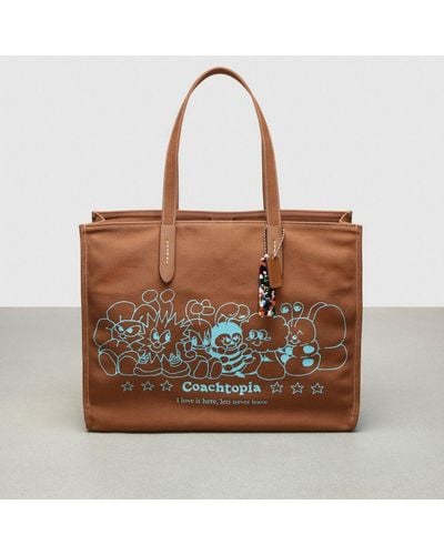 COACH Tote In 100% Recycled Canvas: Topia Creatures - Brown