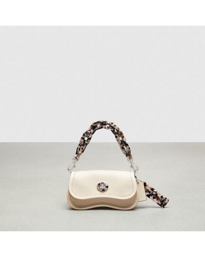 Coach Outlet Short Chain Strap in 70% Recycled Resin - Brown