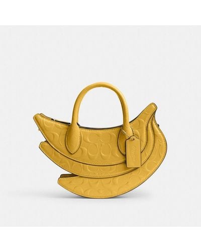 COACH Banana Bag In Signature Leather - Yellow