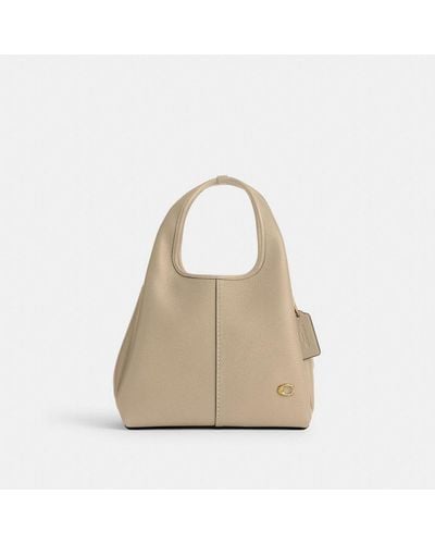 COACH Lana Shoulder Bag 23 - Natural