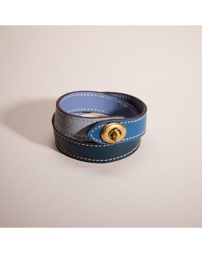 COACH Remade Turnlock Wrap Bracelet - Blue