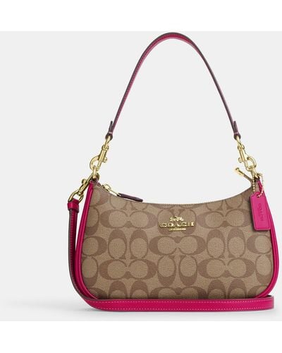 พร้อมส่ง 5,690 บาท Coach Teri Shoulder Bag In Signature Canvas