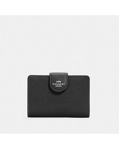 COACH Medium Corner Zip Wallet - Black
